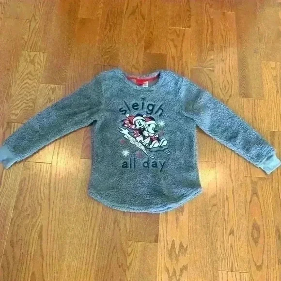 Disney Minnie Mickey Mouse Ice Skating Winter Long Sleeve Shirt Sz S - Picture 5 of 5